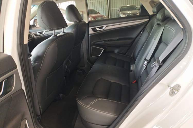 Used Geely Auto Emgrand GL 2018 1.4T DCT Elite Smart Connectivity Version Left Rear Seat