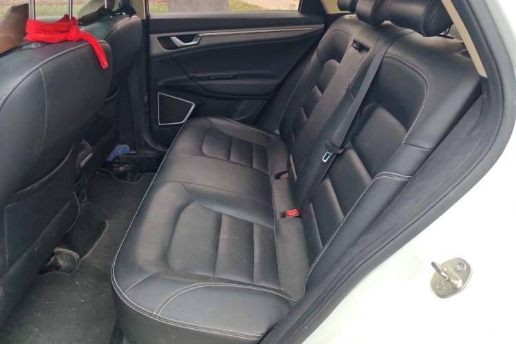 Used Geely Auto Emgrand GL 2018 1.8L DCT Elite Smart Connectivity Version Left Rear Seat