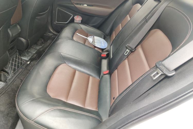 Used Geely Auto Emgrand GL 2018 1.4T DCT Prestige Smart Connectivity Version Left Rear Seat