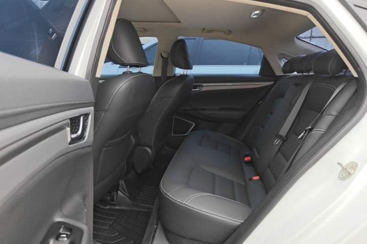 Used Geely Auto Emgrand GL 2018 1.4T DCT Elite Smart Connectivity Version Left Rear Seat