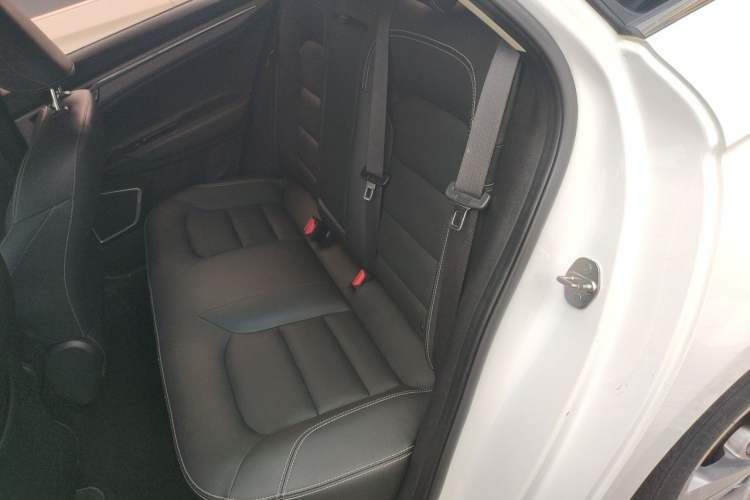Used Geely Auto Emgrand GL 2018 1.8L DCT Elite Smart Connectivity Version Left Rear Seat