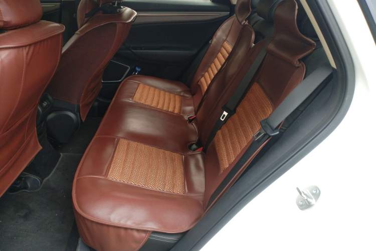 Used Geely Auto Emgrand GL 2018 1.4T DCT Elite Smart Connectivity Version Left Rear Seat