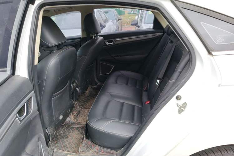 Used Geely Auto Emgrand GL 2018 1.8L DCT Elite Smart Connectivity Version Left Rear Seat