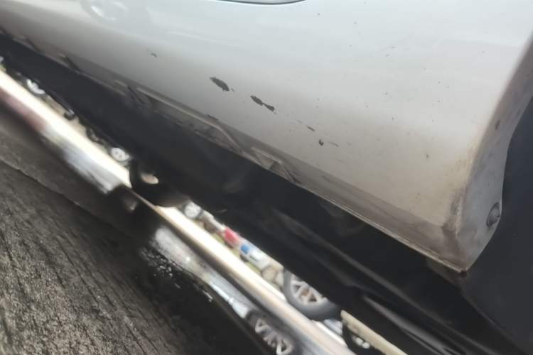 Used Geely Auto Emgrand GL 2018 1.4T DCT Elite Smart Connectivity Version Left Side Sill