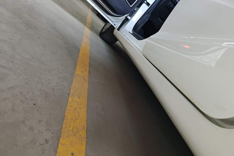 Used Geely Auto Emgrand GL 2018 1.4T DCT Elite Smart Connectivity Version Left Side Sill