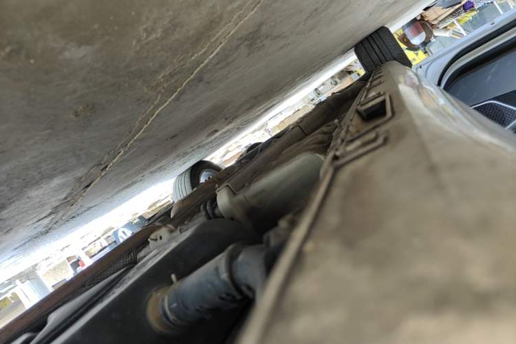 Used Geely Auto Emgrand GL 2018 1.8L DCT Elite Smart Connectivity Version Left Side Sill