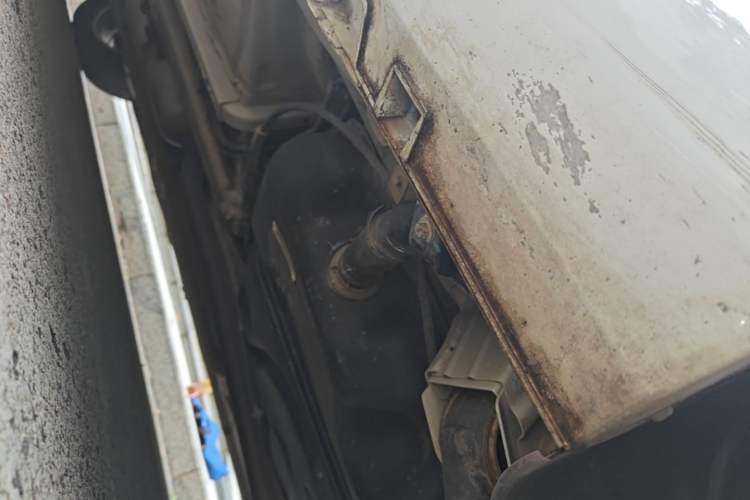 Used Geely Auto Emgrand GL 2018 1.4T Manual Elite Smart Connectivity Version Left Side Sill