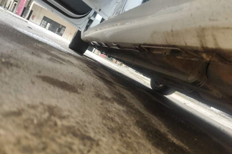 Used Geely Auto Emgrand GL 2018 1.4T DCT Elite Smart Connectivity Version Left Side Sill