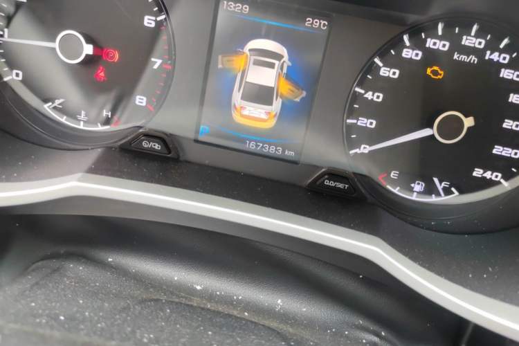 Used Geely Auto Emgrand GL 2018 1.8L DCT Elite Smart Connectivity Version Odometer Close Up