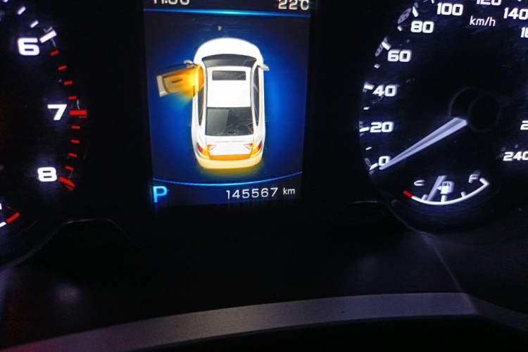 Used Geely Auto Emgrand GL 2018 1.8L DCT Elite Smart Connectivity Version Odometer Close Up