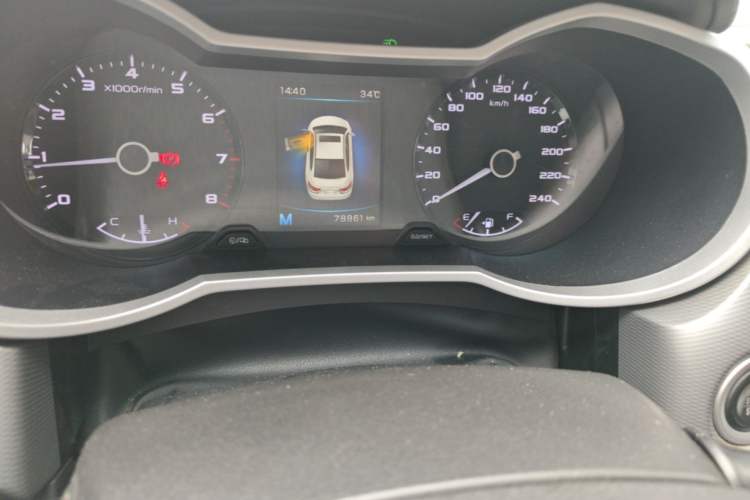 Used Geely Auto Emgrand GL 2018 1.8L Manual Elite Smart Connectivity Version Odometer Close Up