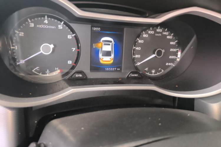 Used Geely Auto Emgrand GL 2018 1.4T DCT Elite Smart Connectivity Version Odometer Close Up