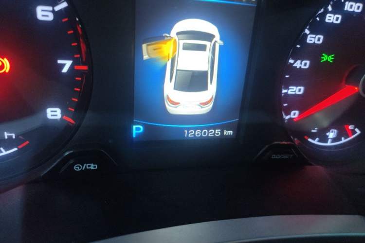 Used Geely Auto Emgrand GL 2018 1.4T DCT Prestige Smart Connectivity Version Odometer Close Up