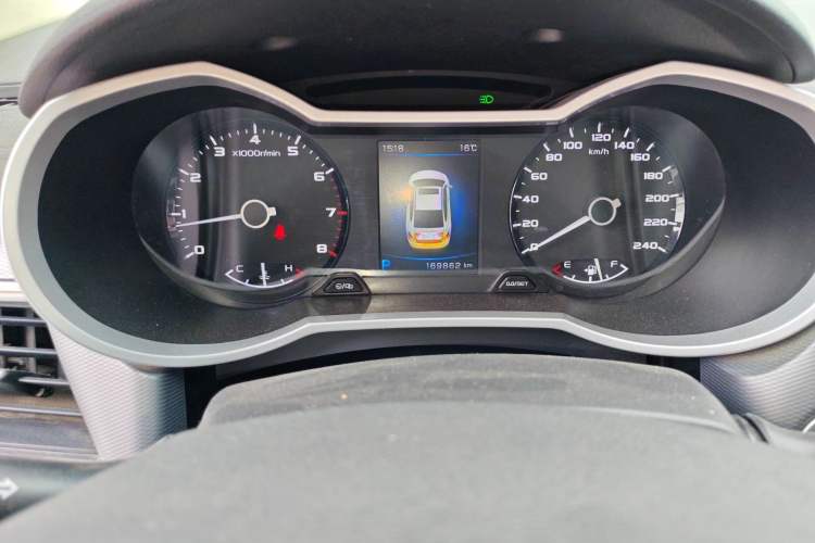 Used Geely Auto Emgrand GL 2018 1.8L DCT Elite Smart Connectivity Version Odometer Close Up