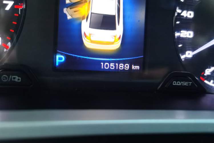 Used Geely Auto Emgrand GL 2018 1.8L DCT Elite Smart Connectivity Version Odometer Close Up