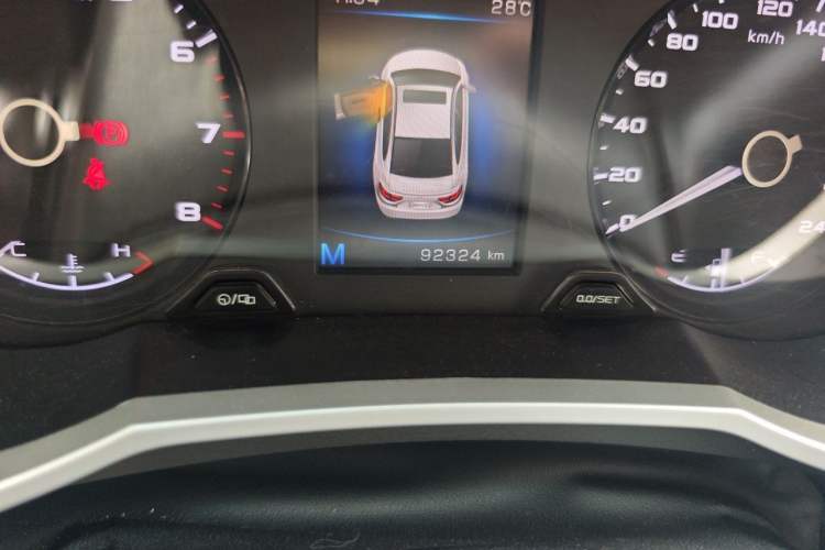 Used Geely Auto Emgrand GL 2018 1.4T Manual Elite Smart Connectivity Version Odometer Close Up