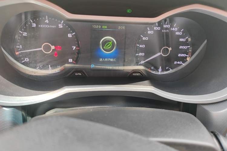 Used Geely Auto Emgrand GL 2018 1.4T DCT Elite Smart Connectivity Version Odometer Close Up