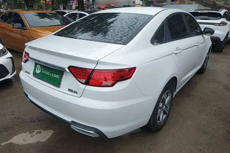 Used Geely Auto Emgrand GL 2018 1.8L DCT Elite Smart Connectivity Version Rear Right 45 Deg