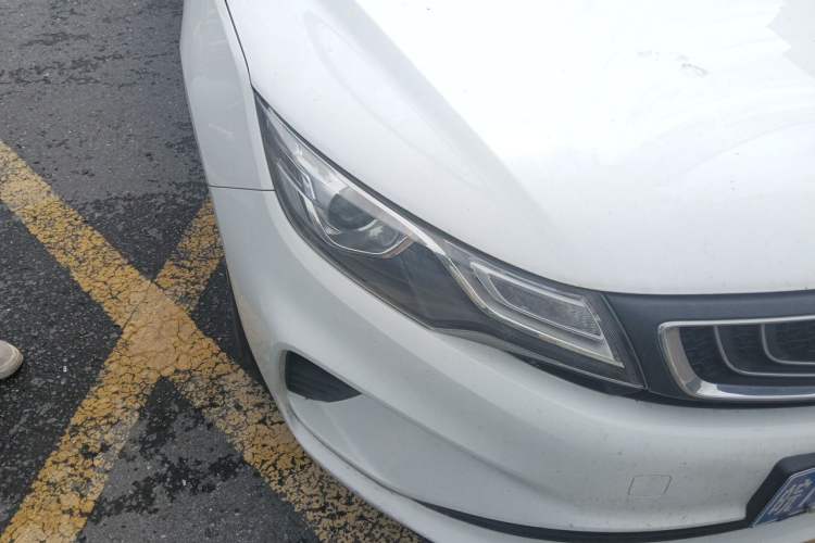 Used Geely Auto Emgrand GL 2018 1.4T DCT Elite Smart Connectivity Version Right Front Headlight