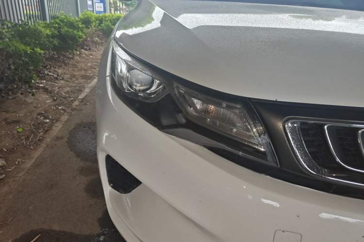 Used Geely Auto Emgrand GL 2018 1.4T DCT Elite Smart Connectivity Version Right Front Headlight