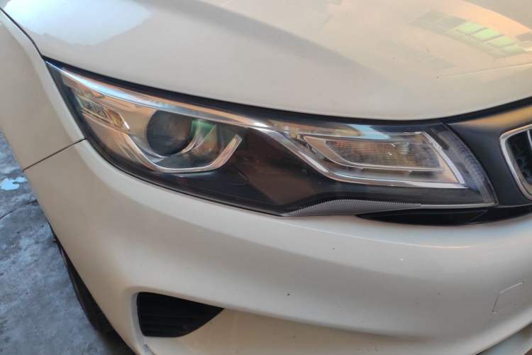 Used Geely Auto Emgrand GL 2018 1.4T DCT Elite Smart Connectivity Version Right Front Headlight