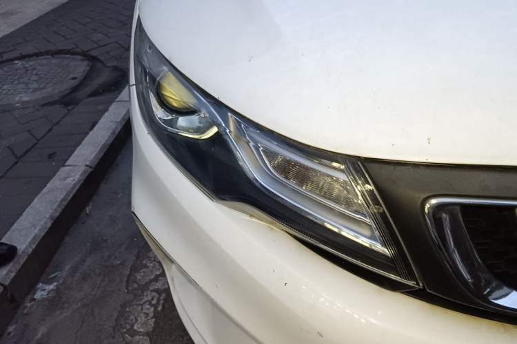 Used Geely Auto Emgrand GL 2018 1.8L Manual Elite Smart Connectivity Version Right Front Headlight