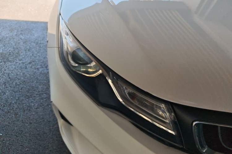 Used Geely Auto Emgrand GL 2018 1.4T DCT Elite Smart Connectivity Version Right Front Headlight