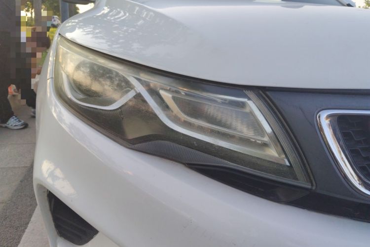 Used Geely Auto Emgrand GL 2018 1.8L DCT Elite Smart Connectivity Version Right Front Headlight