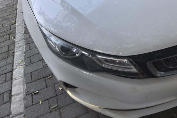 Used Geely Auto Emgrand GL 2018 1.8L DCT Elite Smart Connectivity Version Right Front Headlight