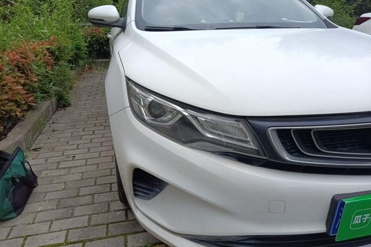 Used Geely Auto Emgrand GL 2018 1.4T Manual Elite Smart Connectivity Version Right Front Headlight