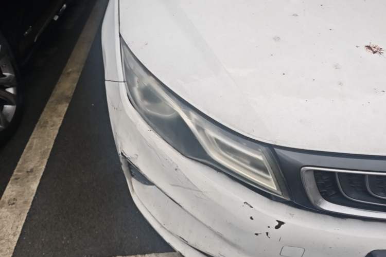 Used Geely Auto Emgrand GL 2018 1.8L DCT Elite Smart Connectivity Version Right Front Headlight