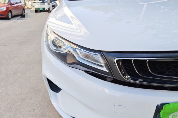 Used Geely Auto Emgrand GL 2018 1.8L Manual Elite Smart Connectivity Version Right Front Headlight