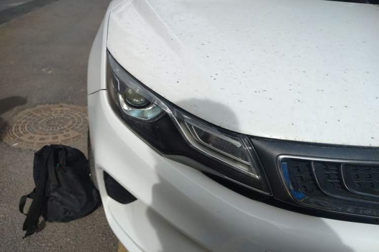 Used Geely Auto Emgrand GL 2018 1.8L Manual Elite Smart Connectivity Version Right Front Headlight