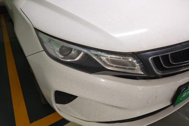 Used Geely Auto Emgrand GL 2018 1.8L DCT Elite Smart Connectivity Version Right Front Headlight