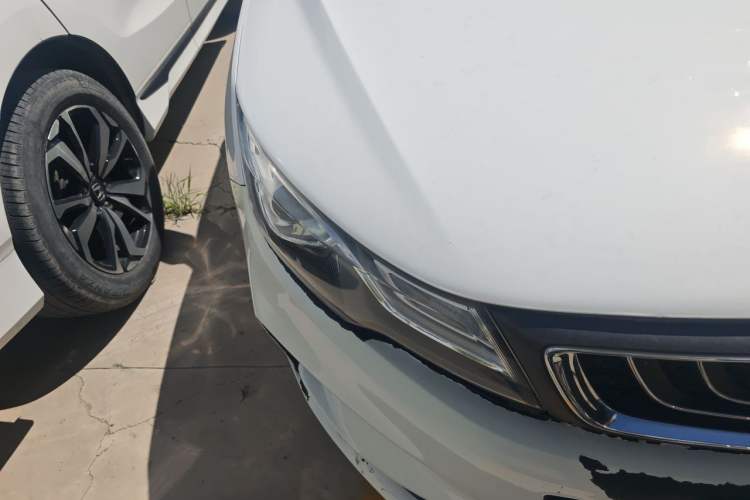 Used Geely Auto Emgrand GL 2018 1.8L DCT Elite Smart Connectivity Version Right Front Headlight