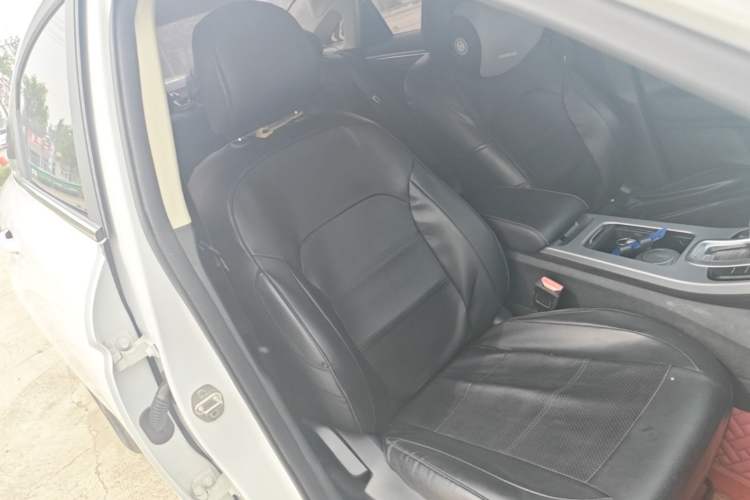 Used Geely Auto Emgrand GL 2018 1.8L DCT Elite Smart Connectivity Version Right Front Seat