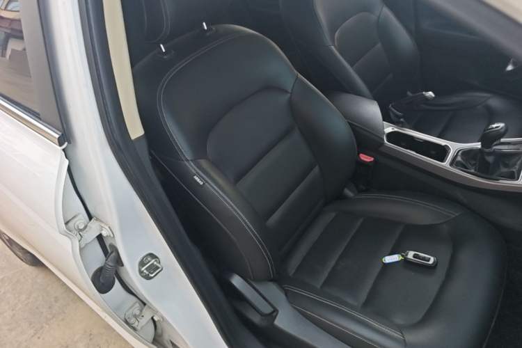 Used Geely Auto Emgrand GL 2018 1.8L Manual Elite Smart Connectivity Version Right Front Seat