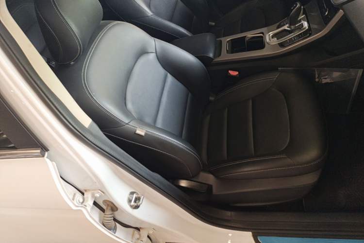 Used Geely Auto Emgrand GL 2018 1.4T DCT Elite Smart Connectivity Version Right Front Seat