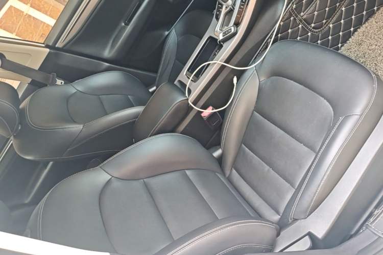 Used Geely Auto Emgrand GL 2018 1.4T DCT Elite Smart Connectivity Version Right Front Seat