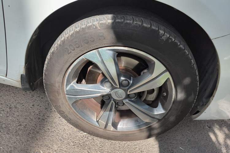 Used Geely Auto Emgrand GL 2018 1.4T DCT Elite Smart Connectivity Version Right Front Wheel Hub