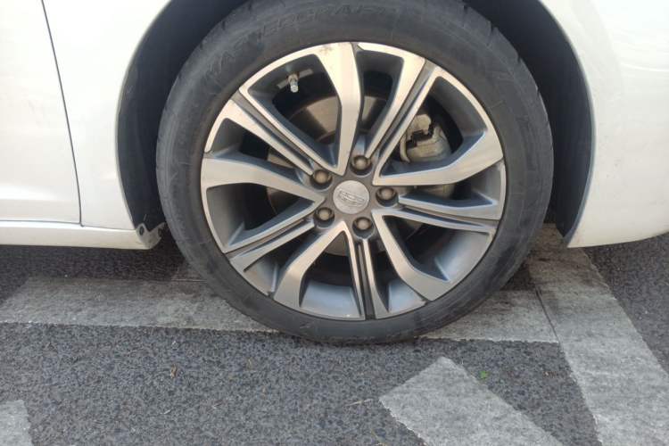 Used Geely Auto Emgrand GL 2018 1.4T DCT Prestige Smart Connectivity Version Right Front Wheel Hub