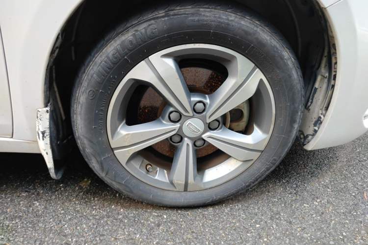 Used Geely Auto Emgrand GL 2018 1.4T DCT Elite Smart Connectivity Version Right Front Wheel Hub