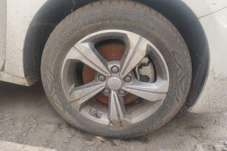 Used Geely Auto Emgrand GL 2018 1.8L DCT Elite Smart Connectivity Version Right Front Wheel Hub