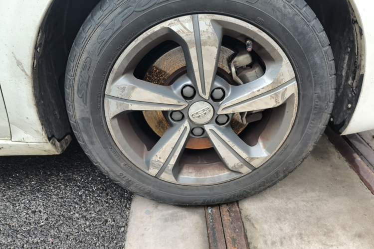Used Geely Auto Emgrand GL 2018 1.4T Manual Elite Smart Connectivity Version Right Front Wheel Hub