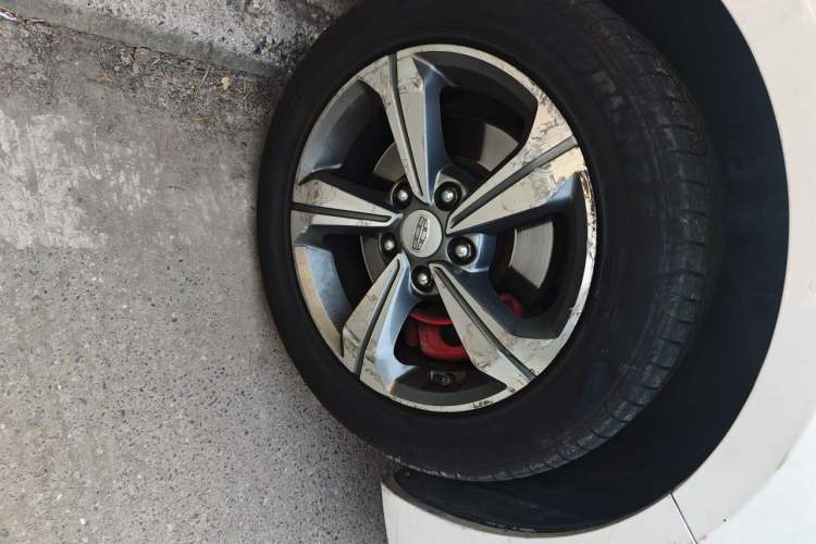 Used Geely Auto Emgrand GL 2018 1.4T DCT Elite Smart Connectivity Version Right Front Wheel Hub