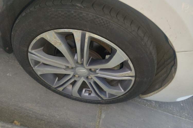 Used Geely Auto Emgrand GL 2018 1.4T DCT Prestige Smart Connectivity Version Right Front Wheel Hub