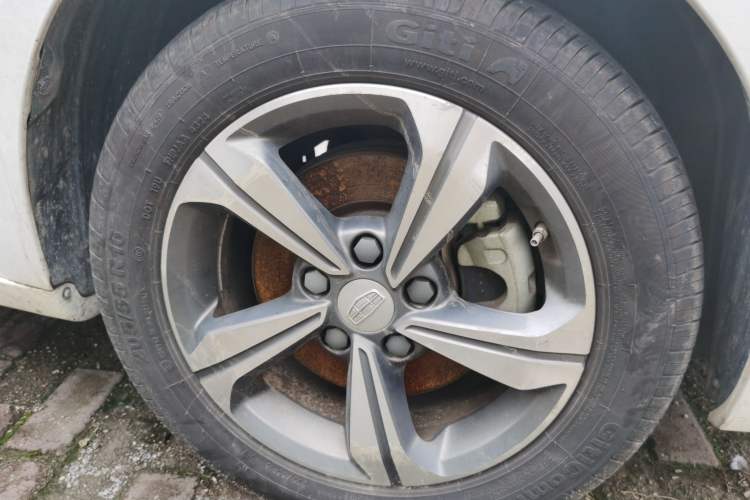 Used Geely Auto Emgrand GL 2018 1.4T DCT Elite Smart Connectivity Version Right Front Wheel Hub