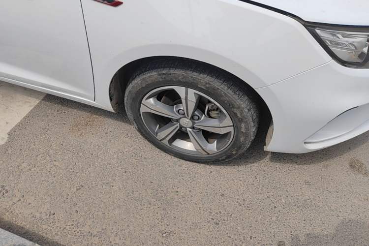 Used Geely Auto Emgrand GL 2018 1.4T DCT Elite Smart Connectivity Version Right Front Wheel Hub