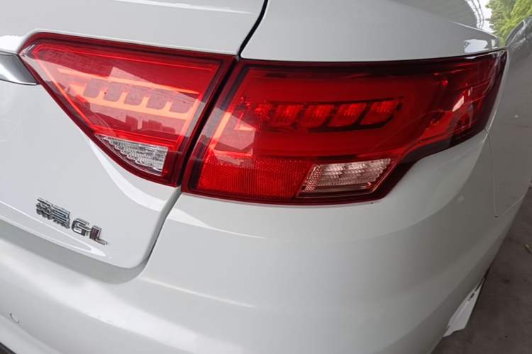 Used Geely Auto Emgrand GL 2018 1.4T DCT Prestige Smart Connectivity Version Right Rear Taillight