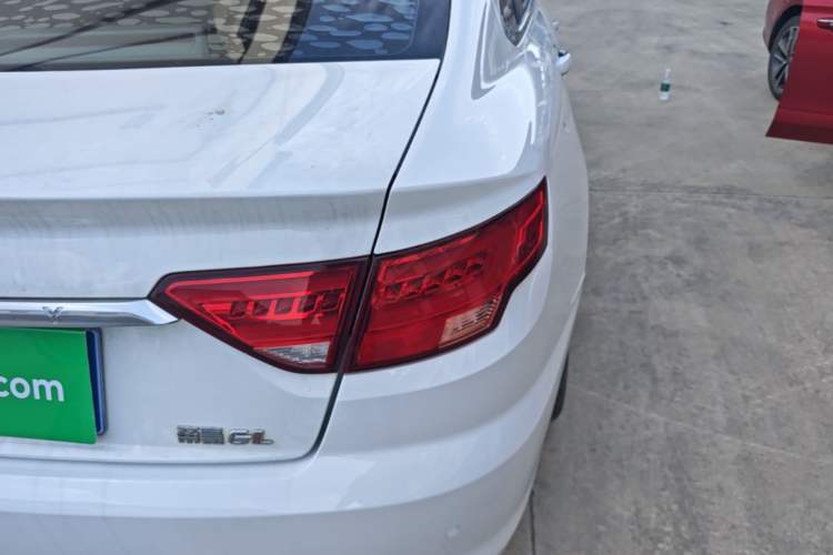 Used Geely Auto Emgrand GL 2018 1.8L Manual Elite Smart Connectivity Version Right Rear Taillight